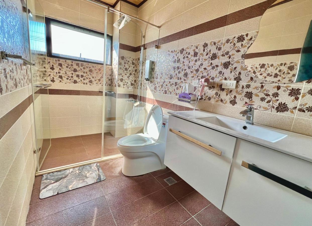 Xin Yi Bed & Breakfast Wujie Exterior photo